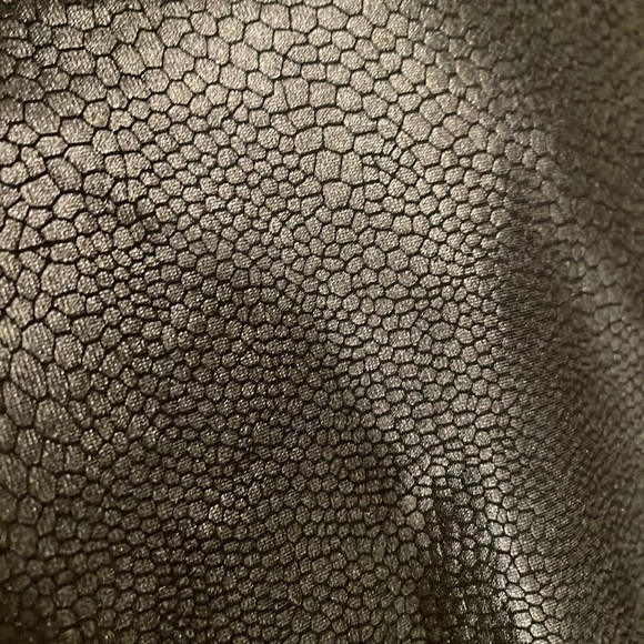 SPANX Faux Leather Pebbled Leggings - Picture 8 of 12